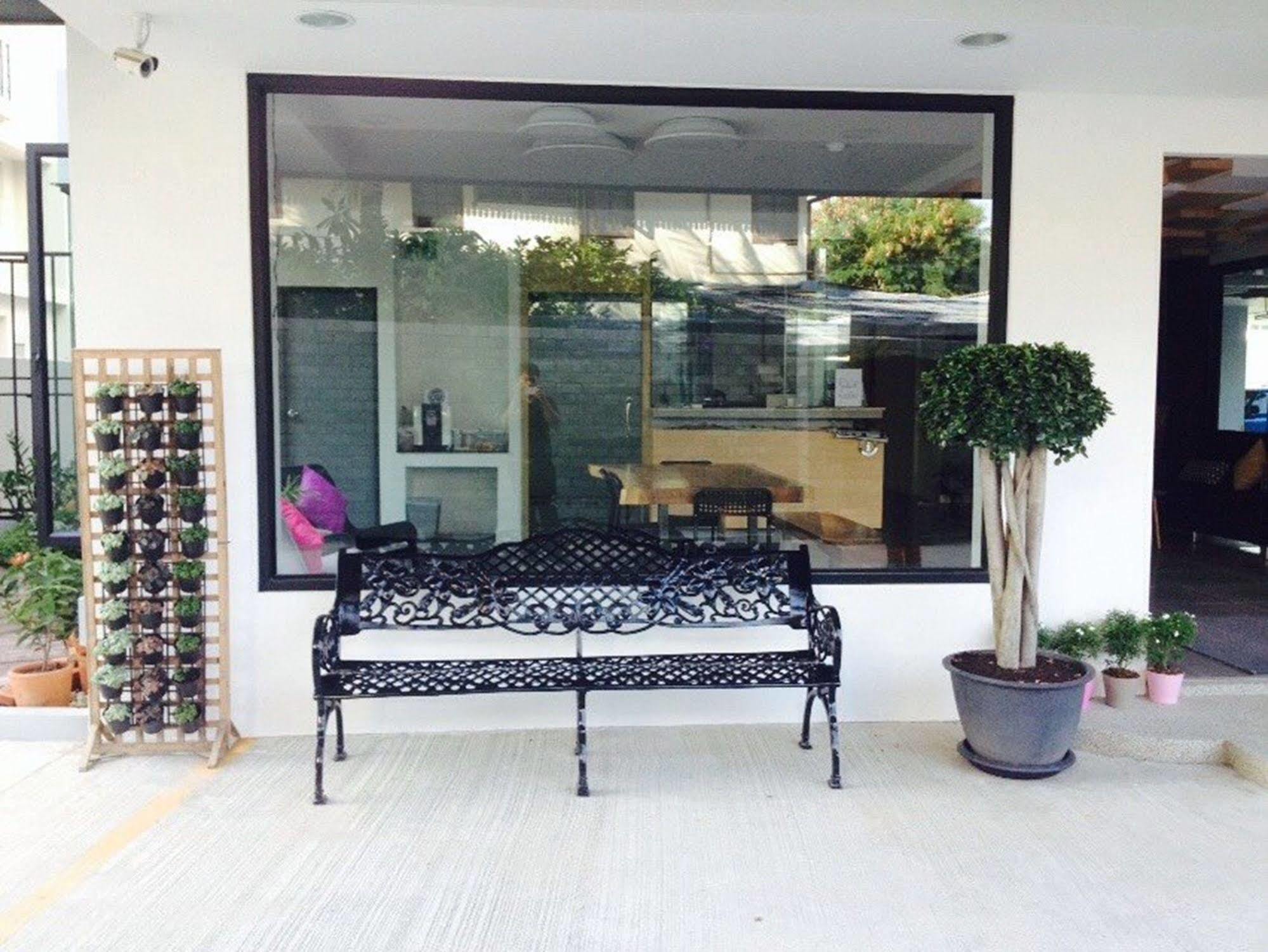 Vanilla Residence Chiangmai Chiang Mai Exteriör bild